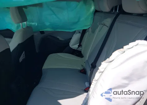 2023 Ford Mustang Mach-E Premium z USA, uszkodzony, nr VIN 3FMTK3R45PMB01312